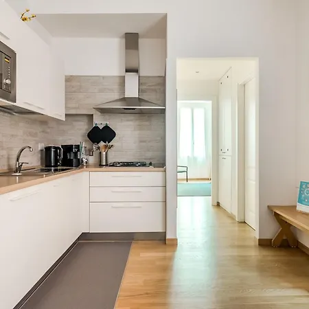 Canonica Apartman Bologna