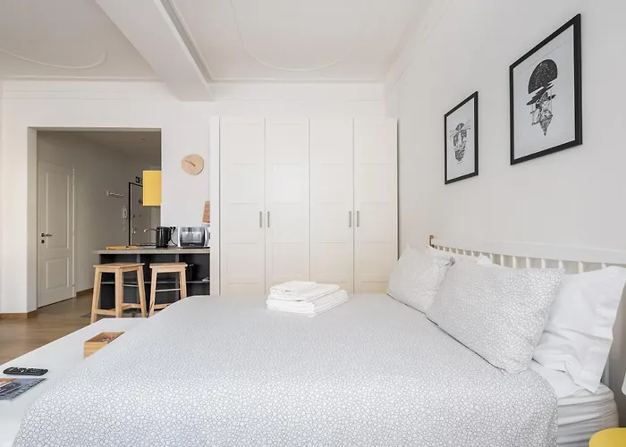Canonica Apartament *
