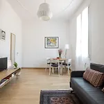 Apartment Canonica *