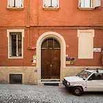 Canonica * Bologna