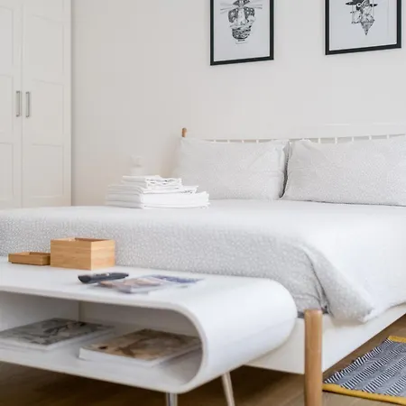 Apartment Canonica *