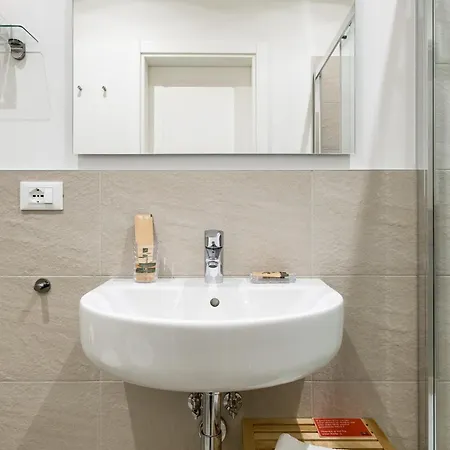 Apartment Canonica