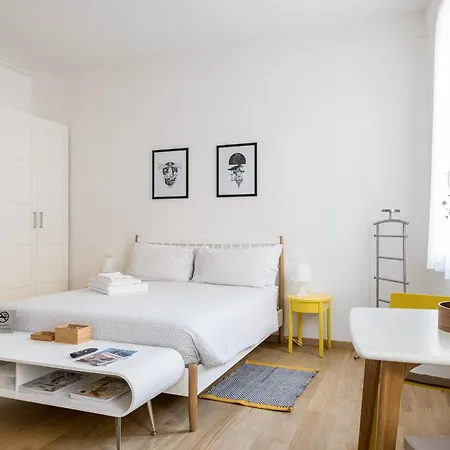 Apartment Canonica *