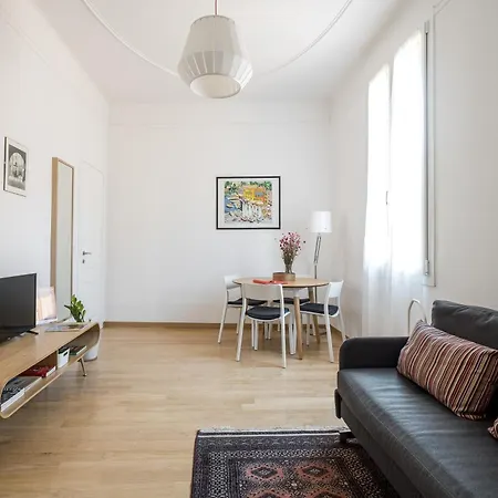 Apartment Canonica *