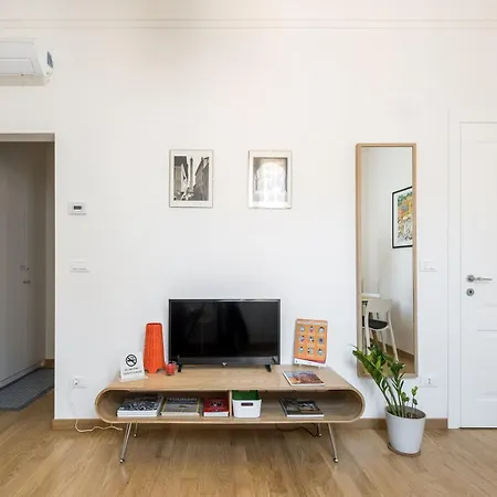 Canonica Apartment Bologna